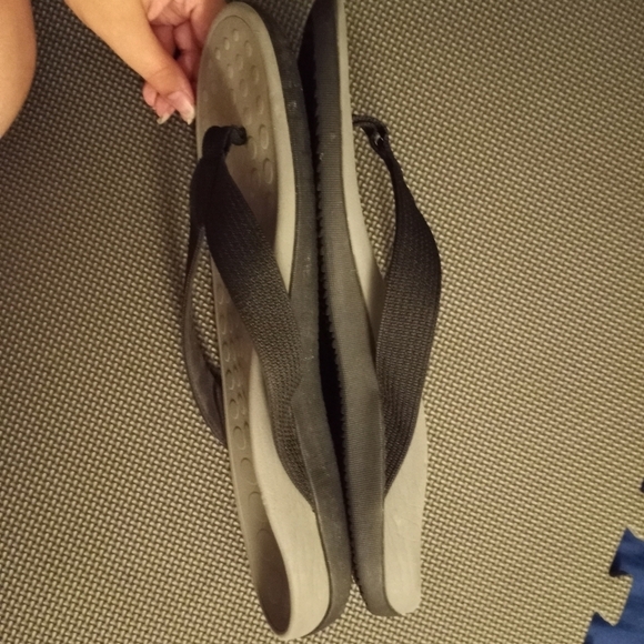 Vionic Men's Size 14 Women's Size 15 Wave Toe Post Flip Flop Orthotic Sandals - Picture 2 of 7